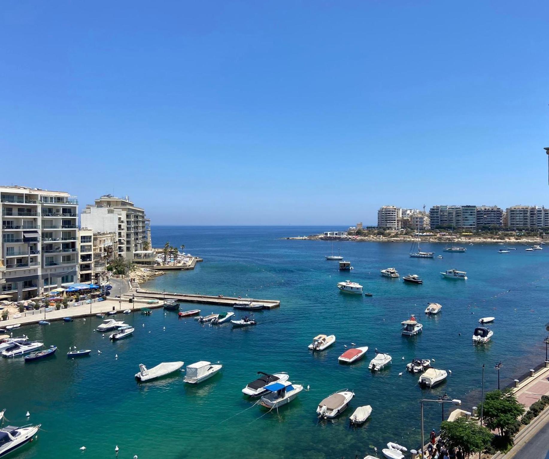 Stylish Apartment In St Julians 1 Min Away From The Sea سانت جوليان المظهر الخارجي الصورة